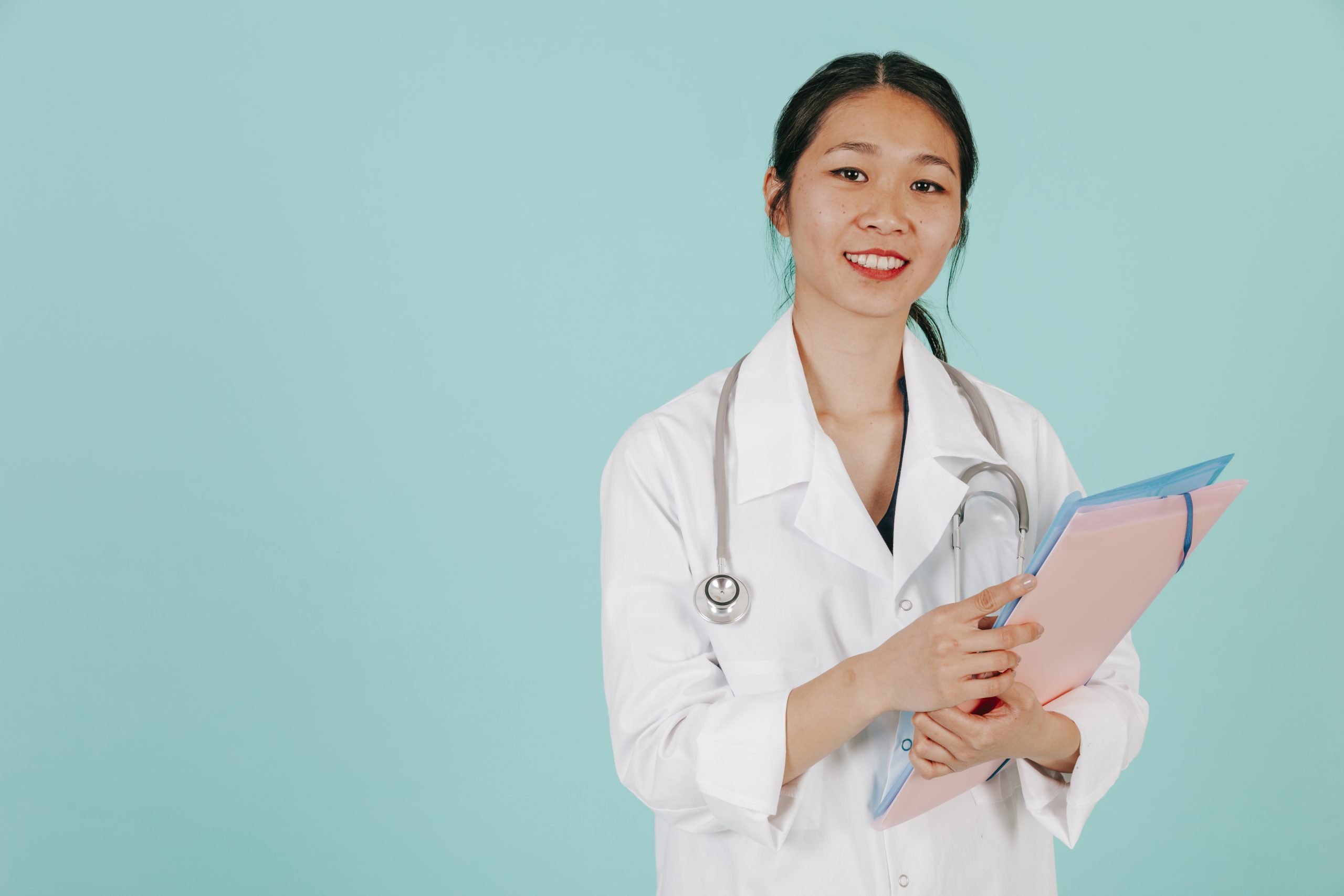 Karier Lulusan Kedokteran: Lebih dari Sekadar Menjadi Dokter